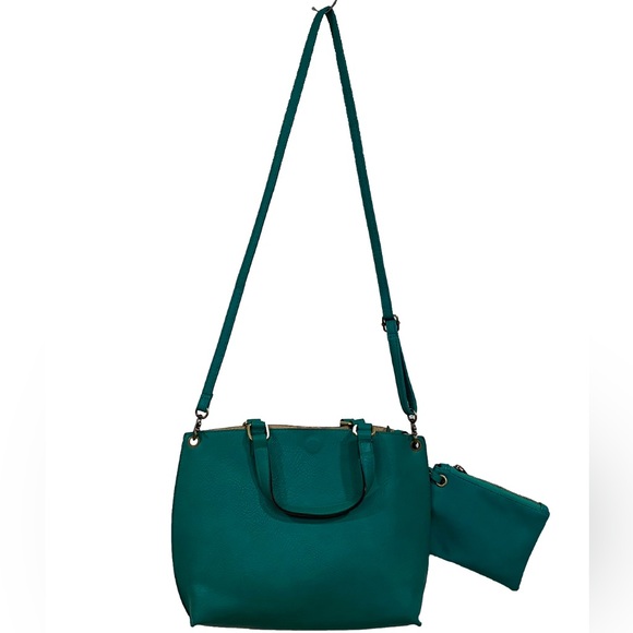 Free People Purse and Detachable Wristlet Green With Brass Color Hardware - Picture 1 of 12